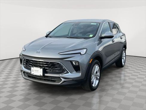 Used 2025 Buick Encore GX Preferred w/ Comfort Package image 3