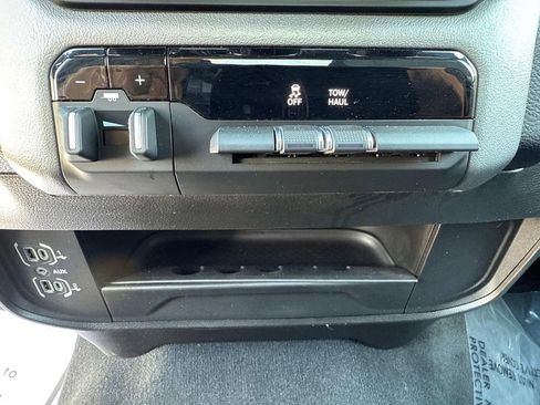 Used 2024 RAM 2500 Big Horn image 27