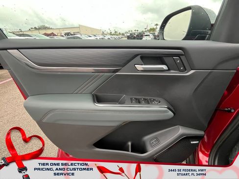 New 2026 GMC Acadia AT4 w/ Luxury Package image 24