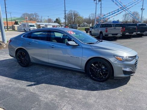 Used 2025 Chevrolet Malibu LT w/ Sport Edition FWD image 6