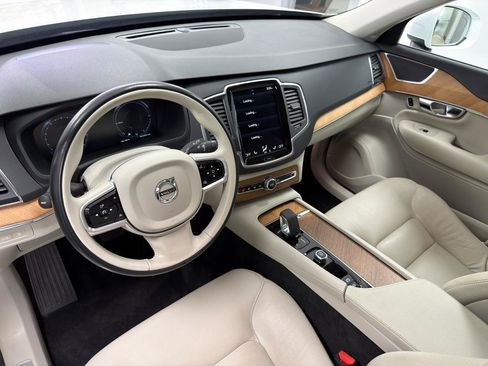 Used 2022 Volvo XC90 T8 Inscription Expression AWD/4WD image 26