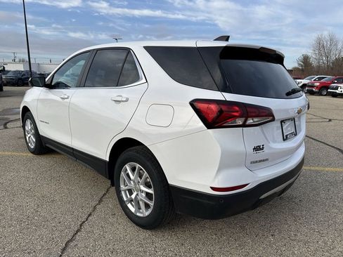 Certified 2024 Chevrolet Equinox LT image 3