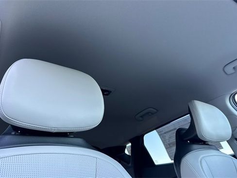 New 2025 Kia EV6 Wind image 19