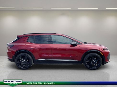 Used 2025 Chevrolet Equinox EV RS image 8