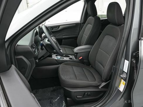 Certified 2023 Ford Escape Active w/ Tech Pack #1 AWD/4WD image 11