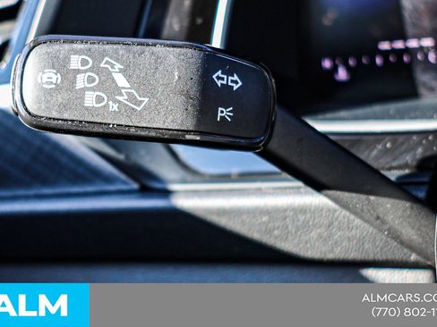 Used 2024 Volkswagen Jetta SE image 27