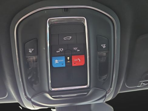 Used 2023 Jeep Grand Cherokee L Laredo AWD/4WD image 31