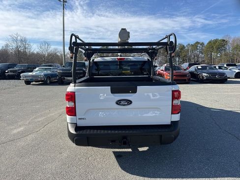 Used 2025 Ford Maverick XLT w/ Equipment Group 302A image 4