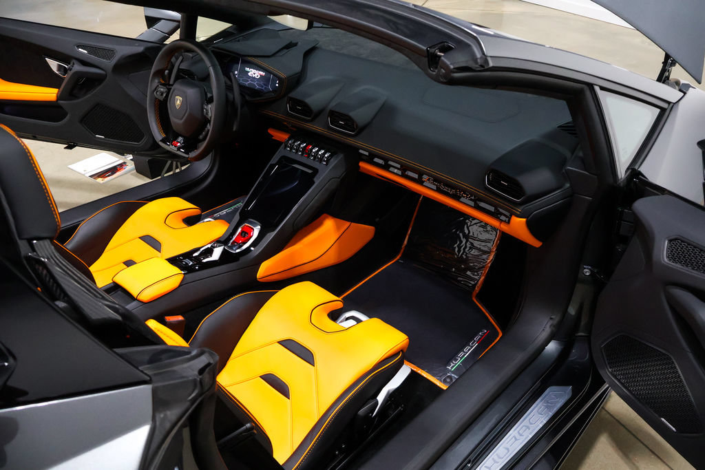 Used 2024 Lamborghini Huracan EVO AWD/4WD image 46