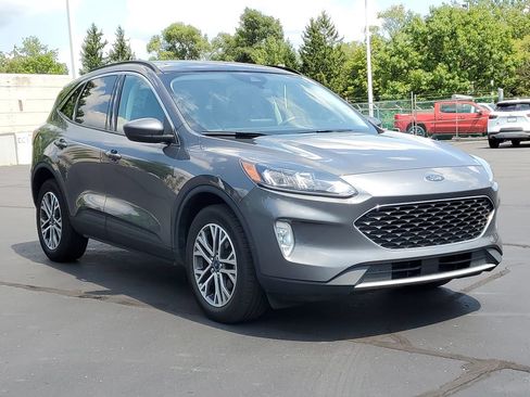 Used 2022 Ford Escape SEL AWD/4WD image 2