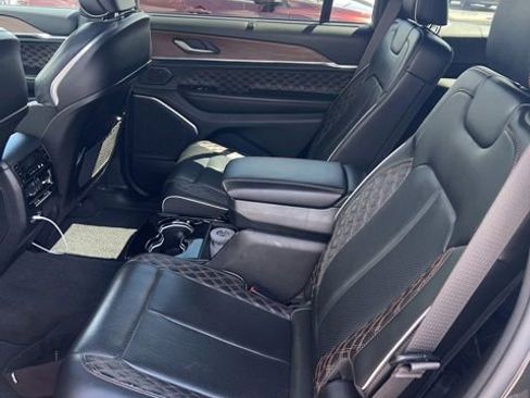 Used 2022 Jeep Grand Cherokee L Summit w/ Advanced Protech Group IV AWD/4WD image 14