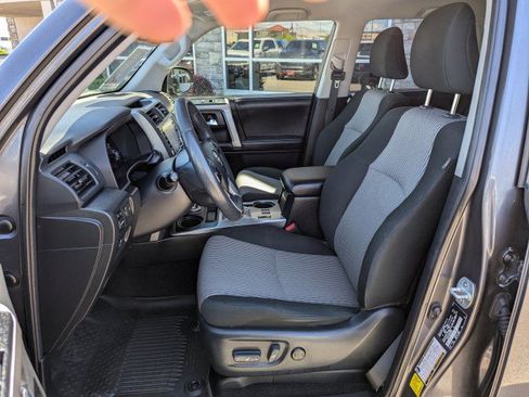 Used 2021 Toyota 4Runner SR5 AWD/4WD image 11