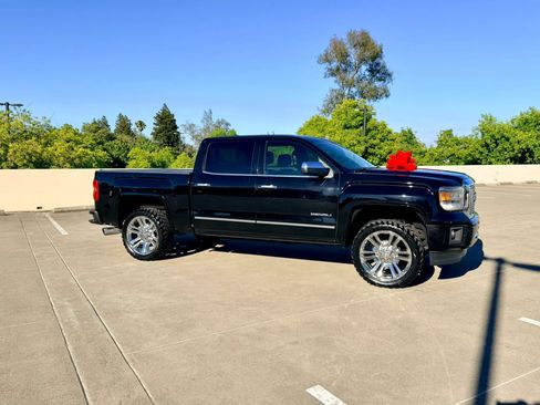 Used 2014 GMC Sierra 1500 Denali AWD/4WD image 8