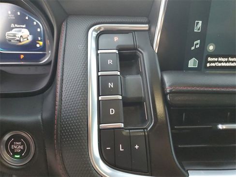 Used 2022 Chevrolet Suburban RST w/ Luxury Package image 26