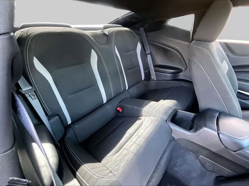 Used 2020 Chevrolet Camaro LT RWD image 18