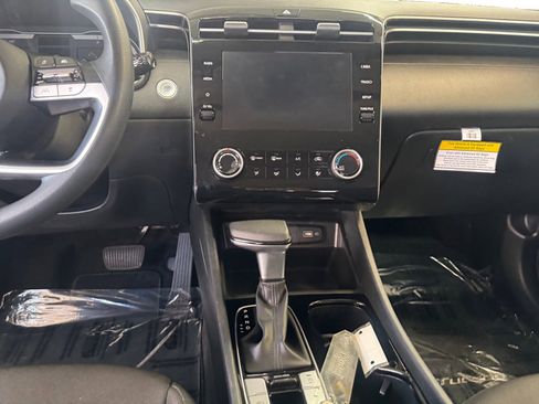 Certified 2022 Hyundai Tucson SEL w/ Cargo Package image 11