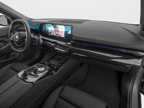 New 2027 BMW 530i RWD image 11
