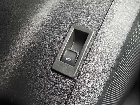 New 2026 Audi SQ5 Premium Plus AWD/4WD image 22