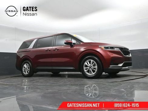 Used 2023 Kia Carnival LX image 42