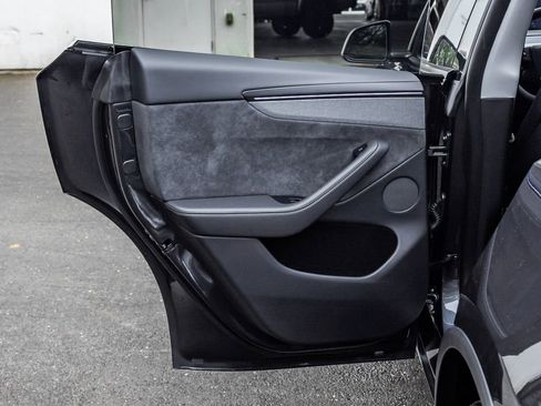 Used 2026 Tesla Model Y AWD image 20