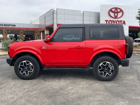 Used 2023 Ford Bronco Outer Banks AWD/4WD image 6