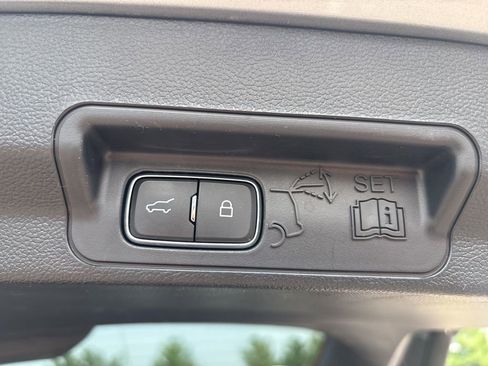 Used 2023 Ford Explorer XLT w/ Class IV Trailer Tow Package image 13