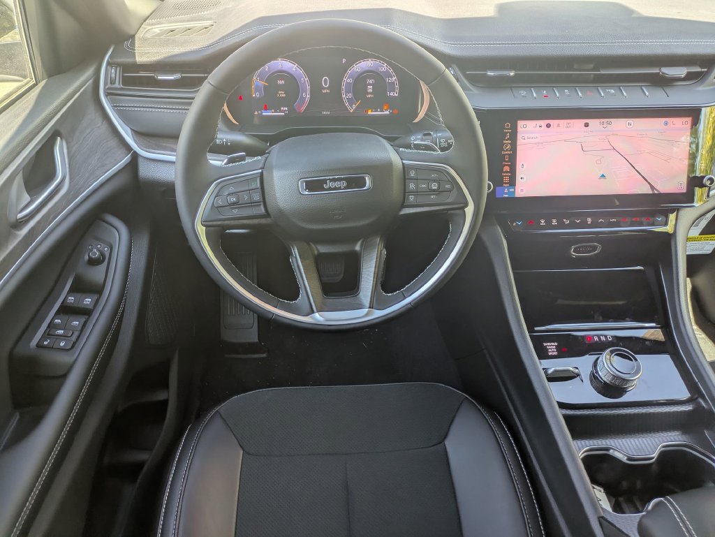New 2026 Jeep Grand Cherokee Altitude AWD/4WD image 14