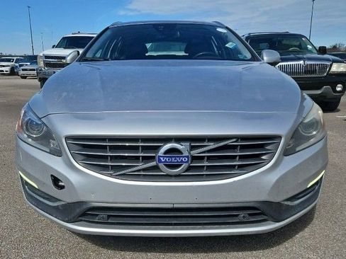 Used 2015 Volvo V60 T5 Premier image 5