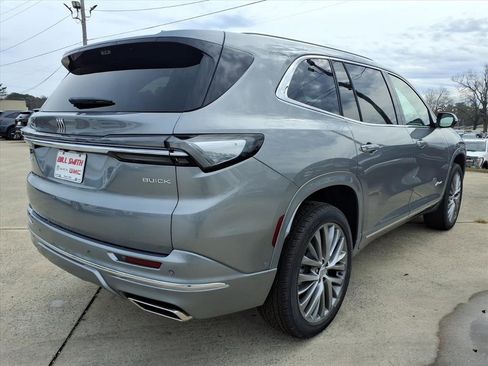 New 2026 Buick Enclave Avenir image 7