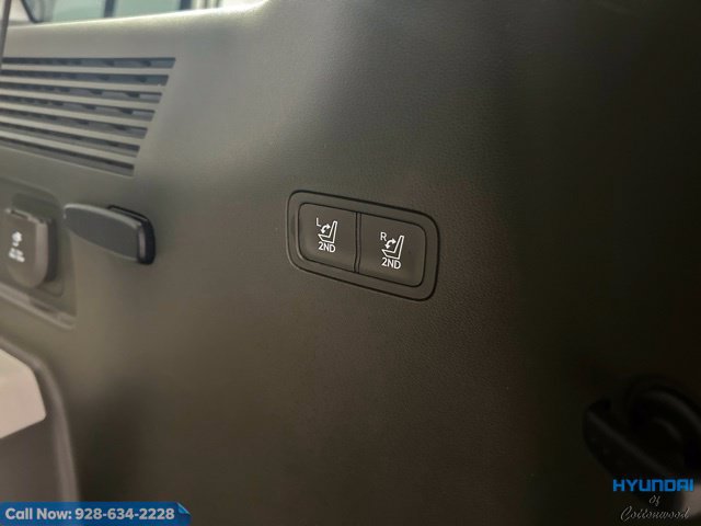 Used 2025 Hyundai Santa Fe Calligraphy AWD/4WD image 20