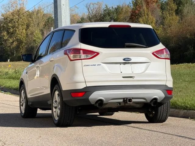 Used 2014 Ford Escape SE FWD image 13