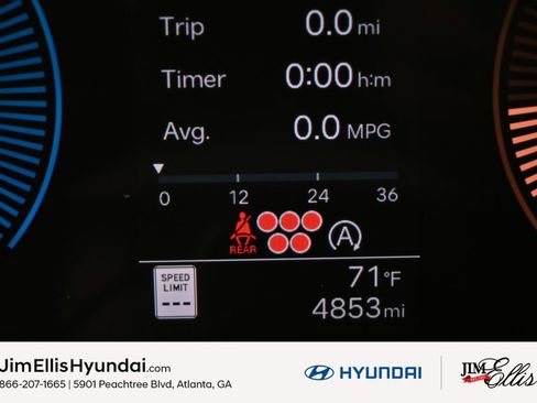 Used 2025 Hyundai Santa Fe SEL image 13