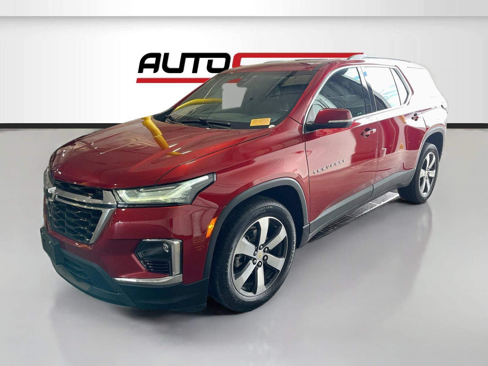 Used 2023 Chevrolet Traverse LT w/ LT Premium Package AWD/4WD image 3