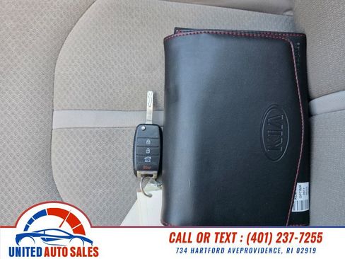 Used 2017 Kia Optima LX FWD image 21