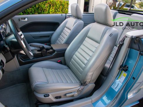 Used 2007 Ford Mustang GT RWD image 9