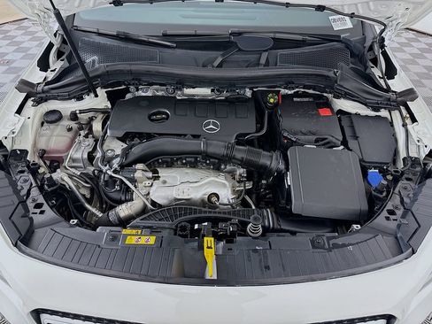 Used 2023 Mercedes-Benz GLA 250 w/ Premium Package image 29