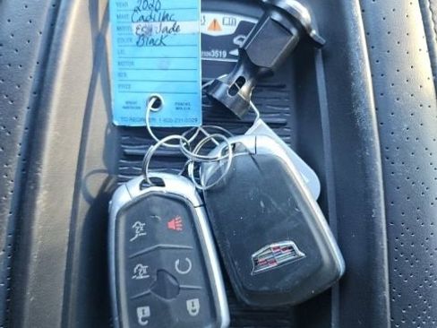 Used 2020 Cadillac Escalade Platinum image 43