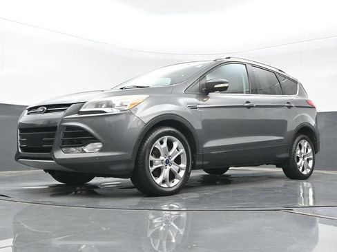 Used 2014 Ford Escape Titanium w/ Equipment Group 401A FWD image 21