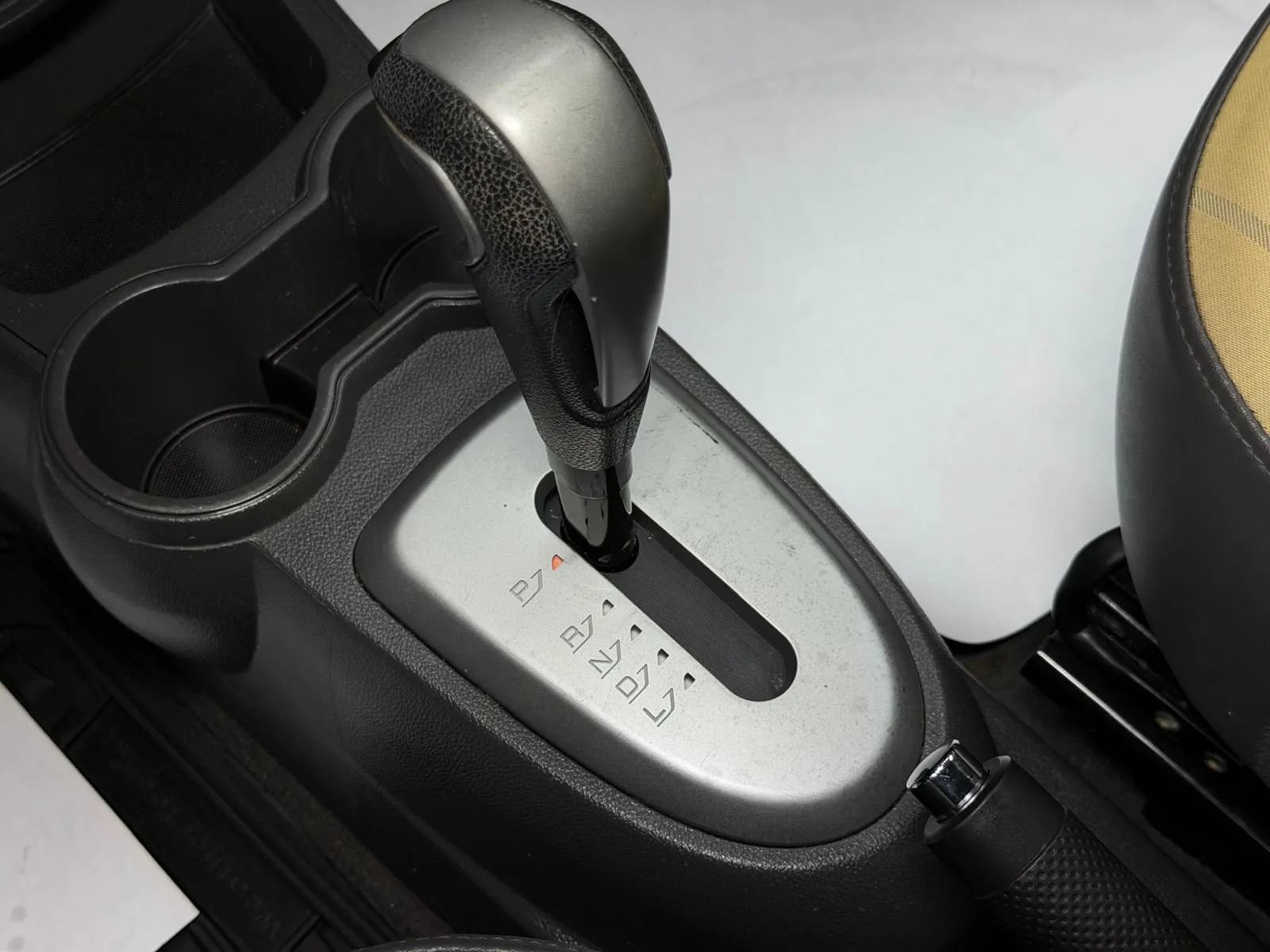 Used 2014 Chevrolet Spark LS FWD image 28