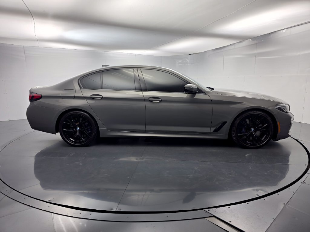Used 2021 BMW M550i xDrive AWD/4WD image 3