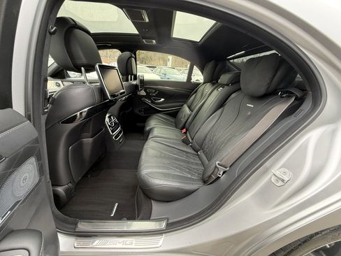 Used 2016 Mercedes-Benz S 63 AMG 4MATIC Sedan image 22
