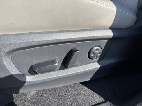 New 2026 INFINITI QX60 Luxe w/ Cargo Package image 11