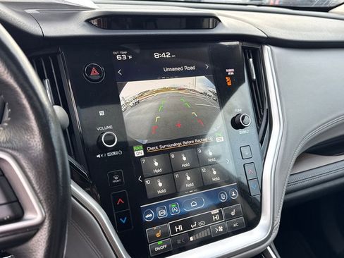 Used 2023 Subaru Outback Limited image 23