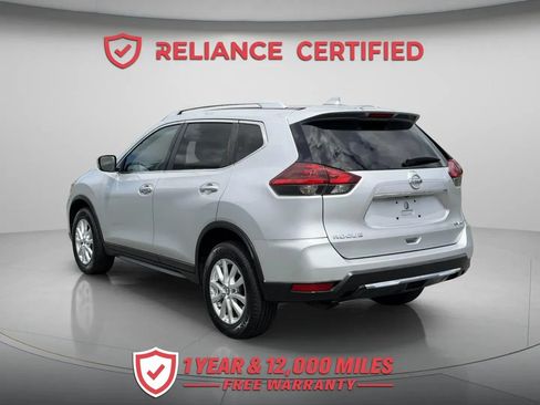 Used 2018 Nissan Rogue SV AWD/4WD image 4