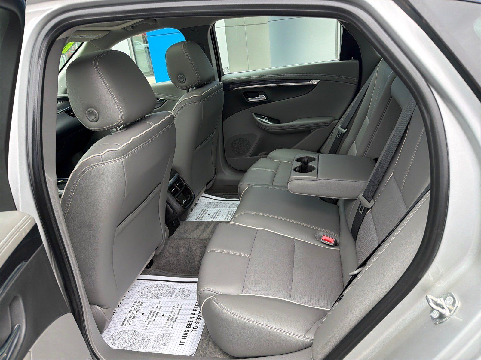 Used 2018 Chevrolet Impala Premier w/ Premier Confidence Package FWD image 10