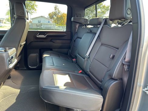 Used 2024 GMC Sierra 2500 Denali w/ Technology Package image 13