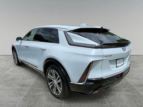 New 2026 Cadillac Lyriq Luxury RWD image 3