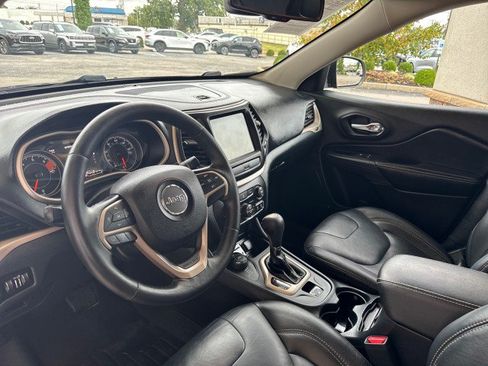 Used 2016 Jeep Cherokee High Altitude AWD/4WD image 10
