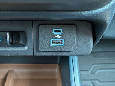 Used 2023 Ford Maverick Lariat w/ Lariat Luxury Package AWD/4WD image 26
