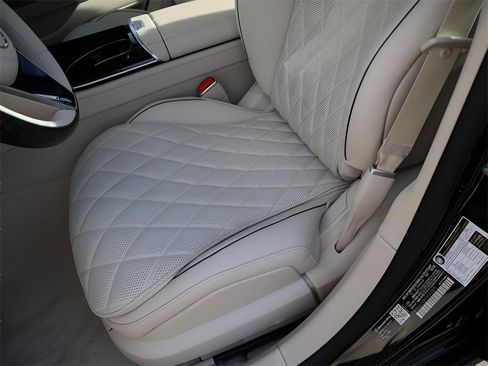 New 2026 Mercedes-Benz S 580 4MATIC Sedan image 25